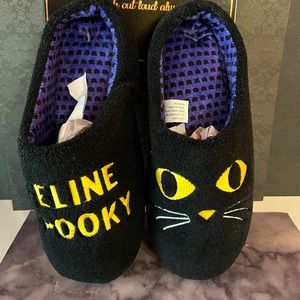 Halloween Black Cat Slippers Feline Spooky Size Small 5-6 Purple Kitties Lining